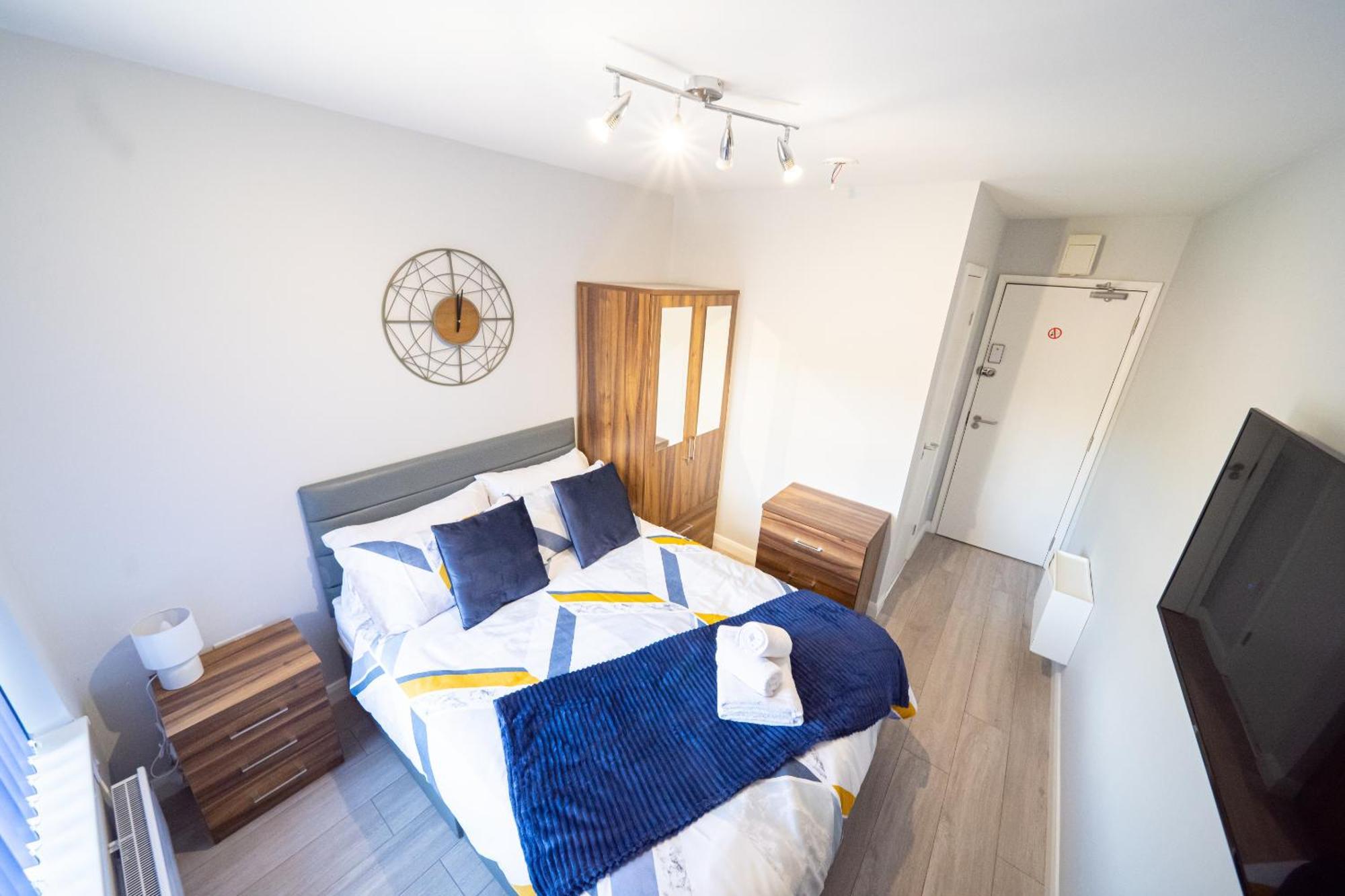 Holiday home Bv With Ensuite Showers & Share Kitchens Prime Location Near Hospital, Town Center 4